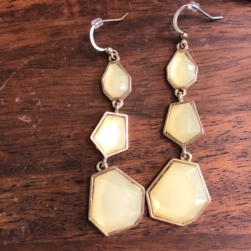 Earring/Brooch Bundle! - Picture 3 of 9